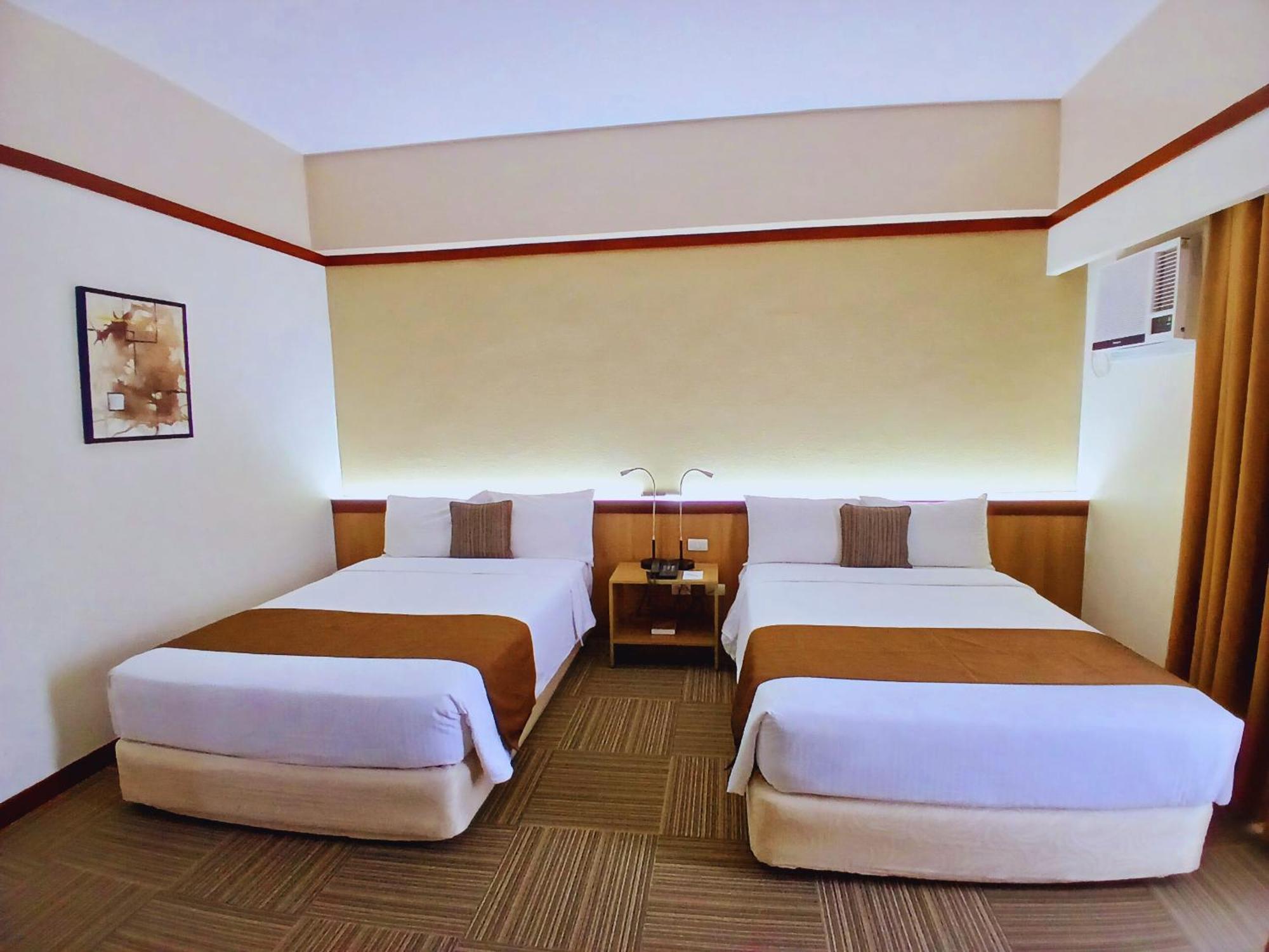 Dohera Hotel Cebu Exterior photo