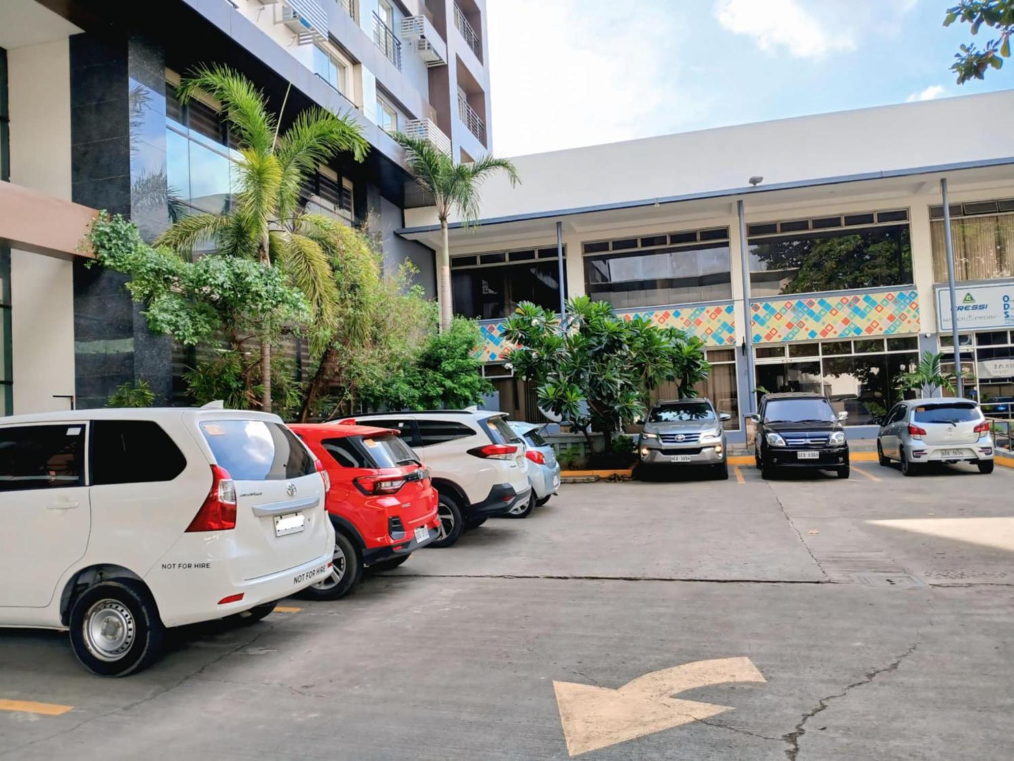 Dohera Hotel Cebu Exterior photo